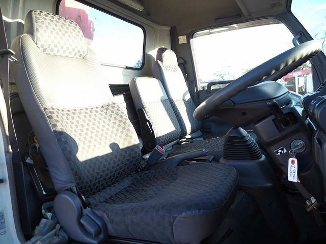 UDトラックスコンドルセーフティクレーン3段小型（2t・3t）[写真34]