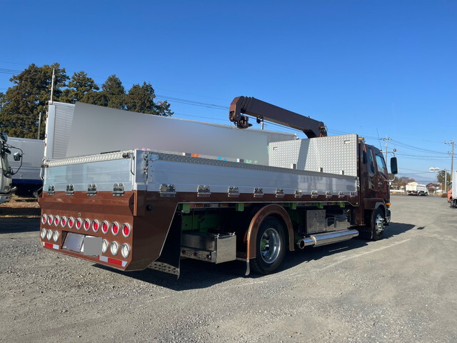 三菱ふそうファイターセルフクレーン4段増トン（6t・8t）[写真02]