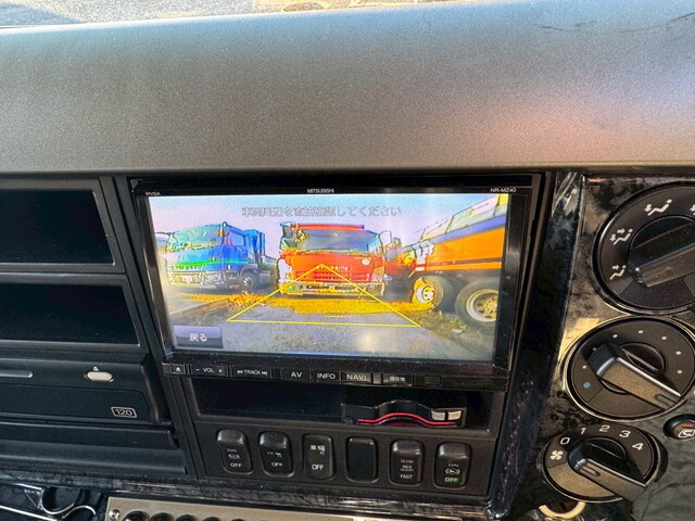 三菱ふそうファイターセルフクレーン4段増トン（6t・8t）[写真35]