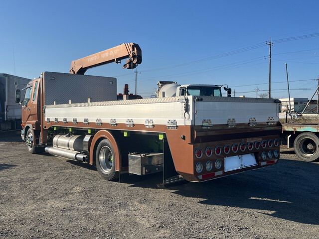 三菱ふそうファイターセルフクレーン4段増トン（6t・8t）[写真04]