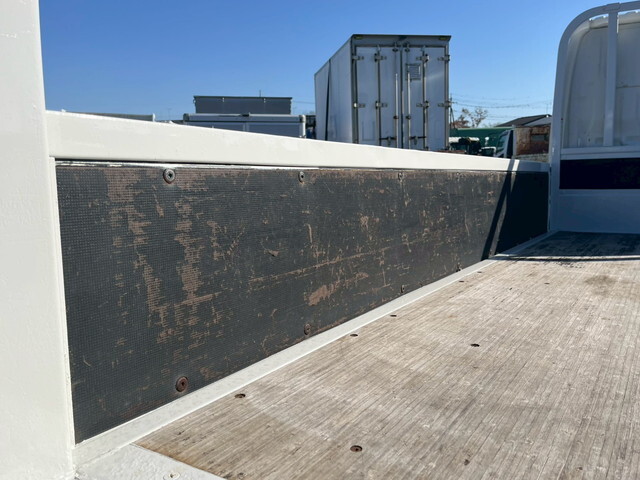 日野デュトロ平ボディ小型（2t・3t）[写真07]