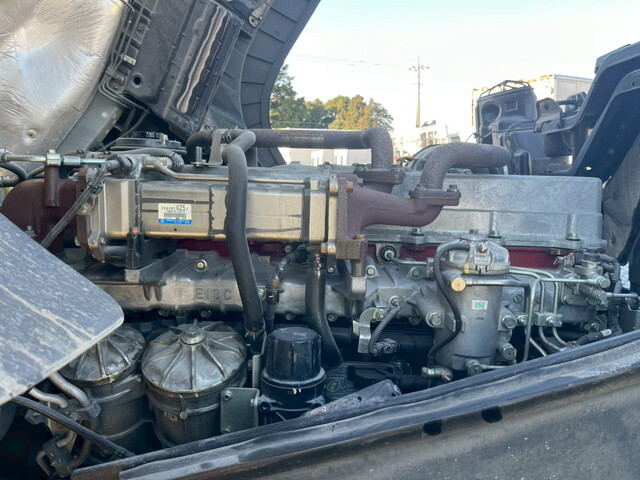 日野プロフィアトレーラーヘッド（トラクターヘッド）大型（10t）[写真10]