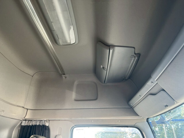 日野プロフィアトレーラーヘッド（トラクターヘッド）大型（10t）[写真18]