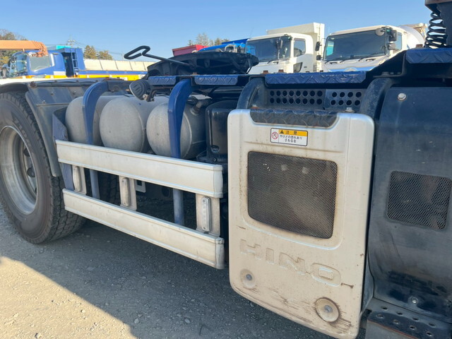 日野プロフィアトレーラーヘッド（トラクターヘッド）大型（10t）[写真27]