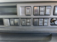 いすゞギガアルミウイング大型（10t）[写真31]