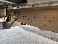 いすゞギガアルミウイング大型（10t）[写真39]