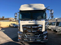 いすゞギガアルミウイング大型（10t）[写真05]