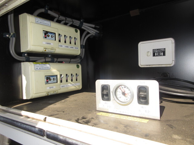 トヨタトヨエースパネルバン小型（2t・3t）[写真24]