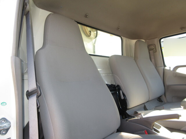 トヨタトヨエースパネルバン小型（2t・3t）[写真28]