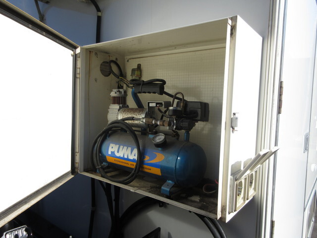 トヨタトヨエースパネルバン小型（2t・3t）[写真33]