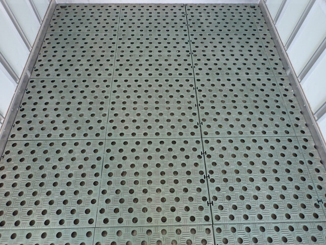 いすゞエルフ冷凍車（冷蔵車）小型（2t・3t）[写真16]