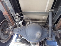 いすゞエルフ冷凍車（冷蔵車）小型（2t・3t）[写真24]