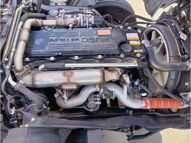 三菱ふそうファイタークレーン5段増トン（6t・8t）[写真15]