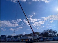 三菱ふそうファイタークレーン5段増トン（6t・8t）[写真02]