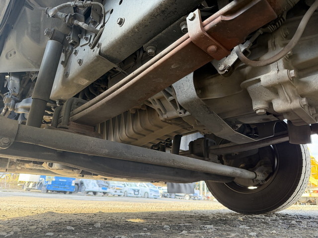 日野プロフィアアルミウイング大型（10t）[写真20]