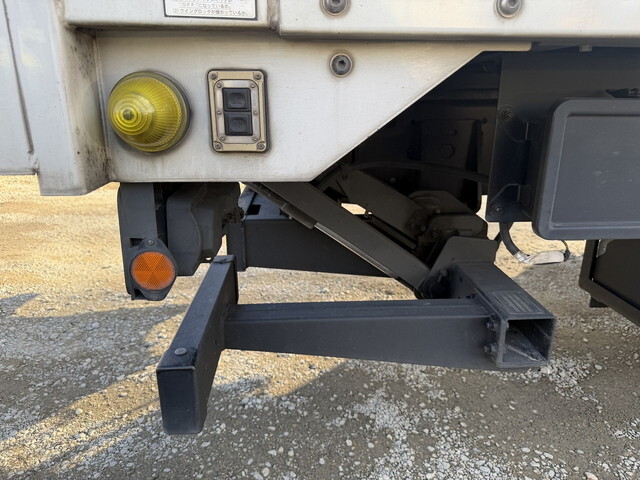 日野プロフィアアルミウイング大型（10t）[写真27]