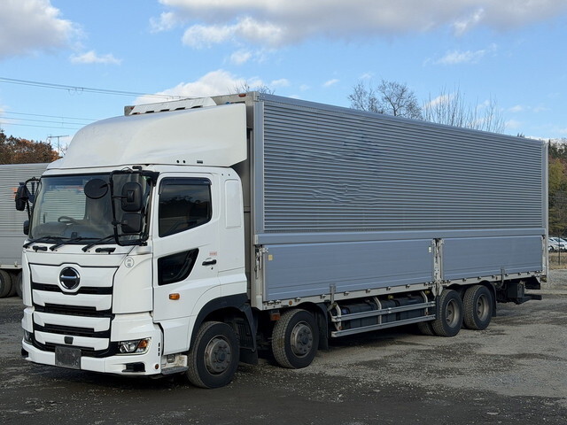 日野プロフィアアルミウイング大型（10t）[写真03]