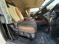 日野プロフィアアルミウイング大型（10t）[写真34]