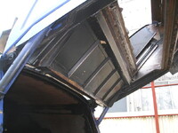 いすゞエルフパッカー車（塵芥車）小型（2t・3t）[写真14]