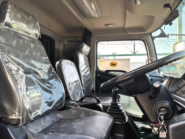 日野レンジャーコンテナ専用車中型（4t）[写真08]