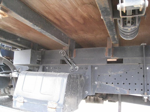 いすゞエルフクレーン4段小型（2t・3t）[写真14]