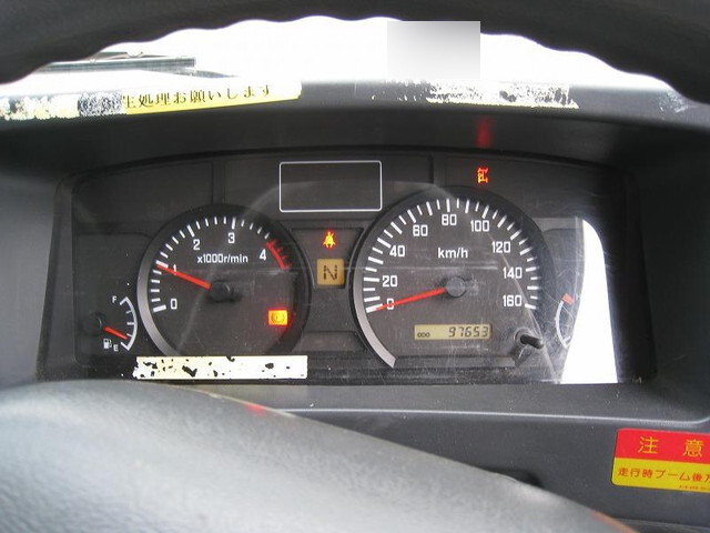 いすゞエルフクレーン4段小型（2t・3t）[写真26]