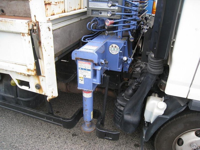 いすゞエルフクレーン4段小型（2t・3t）[写真08]