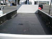 いすゞエルフクレーン4段小型（2t・3t）[写真09]