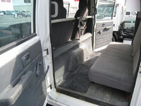 マツダタイタンダブルキャブ（Wキャブ）小型（2t・3t）[写真14]