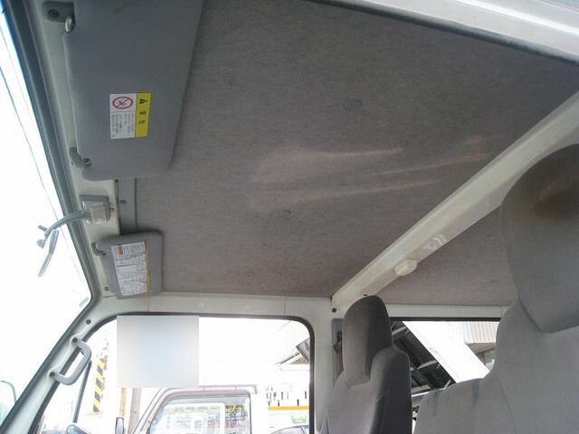 マツダタイタンダブルキャブ（Wキャブ）小型（2t・3t）[写真15]