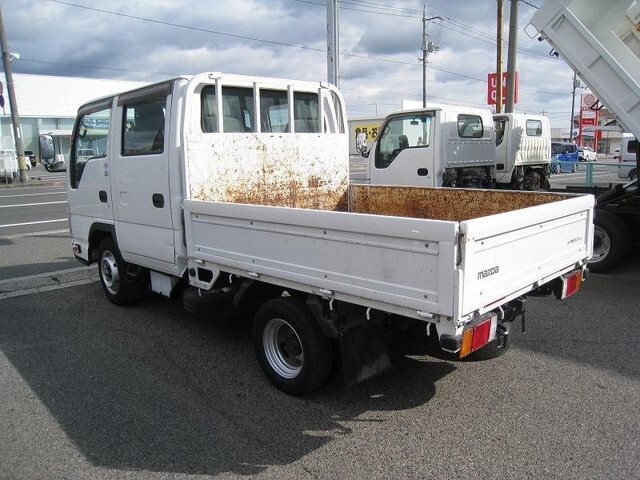 マツダタイタンダブルキャブ（Wキャブ）小型（2t・3t）[写真04]