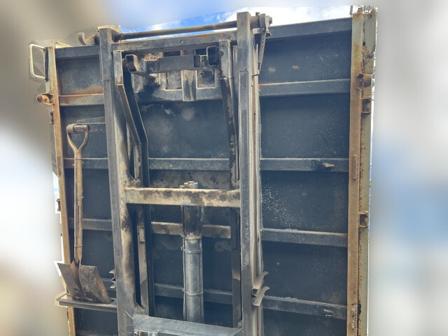 いすゞエルフローダーダンプ小型（2t・3t）[写真11]