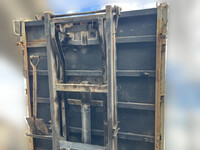 いすゞエルフローダーダンプ小型（2t・3t）[写真12]