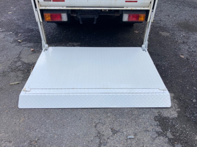 日野デュトロ平ボディ小型（2t・3t）[写真11]