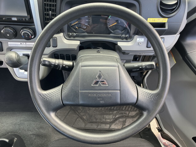 三菱ふそうキャンターセーフティローダー小型（2t・3t）[写真35]