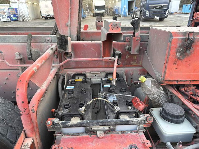 日野プロフィアダンプ大型（10t）[写真11]