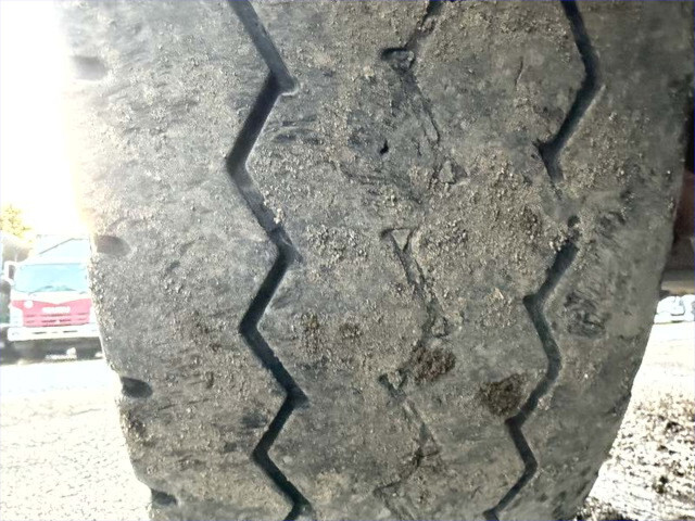 日野プロフィアダンプ大型（10t）[写真21]