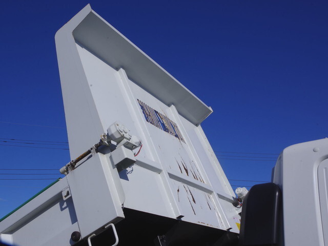 三菱ふそうファイターダンプ中型（4t）[写真10]