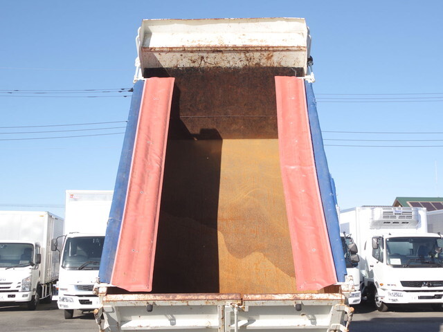 日野レンジャー深ダンプ（土砂禁ダンプ）中型（4t）[写真12]