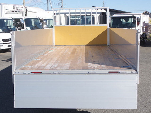 日野レンジャーアルミブロック中型（4t）[写真05]