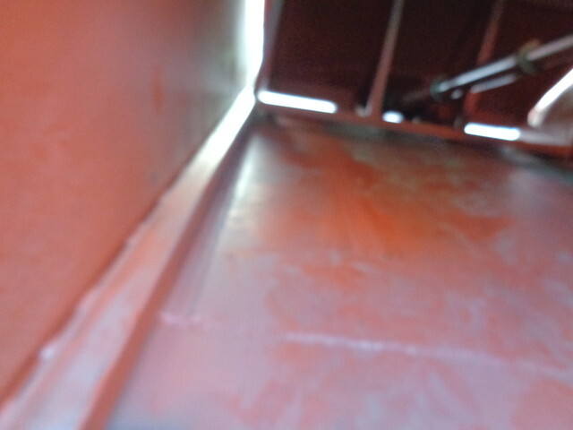 いすゞエルフパッカー車（塵芥車）小型（2t・3t）[写真21]