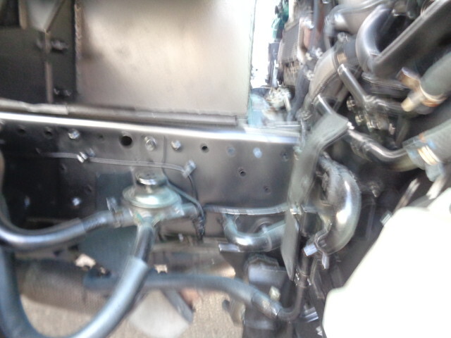 いすゞエルフパッカー車（塵芥車）小型（2t・3t）[写真27]