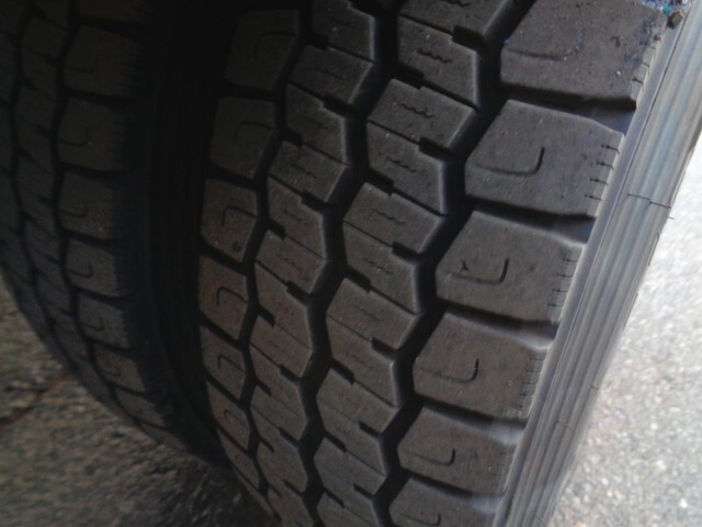 いすゞエルフパッカー車（塵芥車）小型（2t・3t）[写真31]