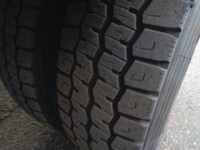 いすゞエルフパッカー車（塵芥車）小型（2t・3t）[写真32]