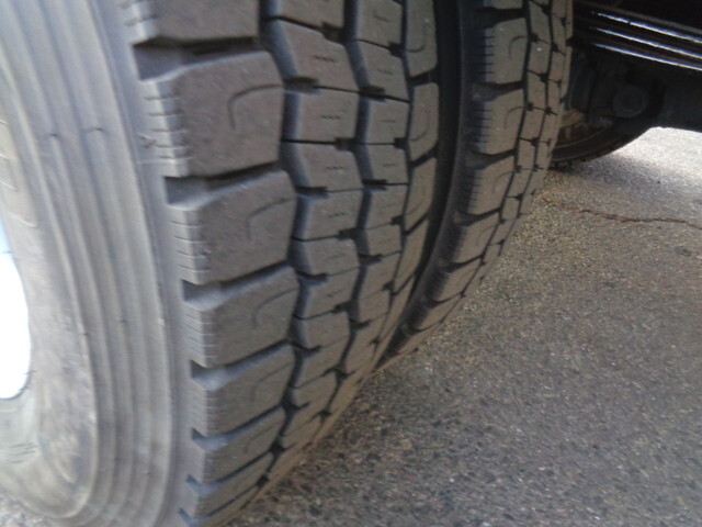 いすゞエルフパッカー車（塵芥車）小型（2t・3t）[写真32]