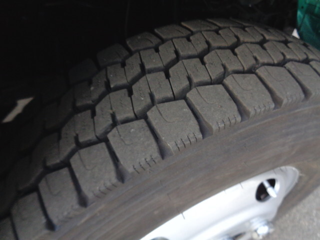 いすゞエルフパッカー車（塵芥車）小型（2t・3t）[写真33]