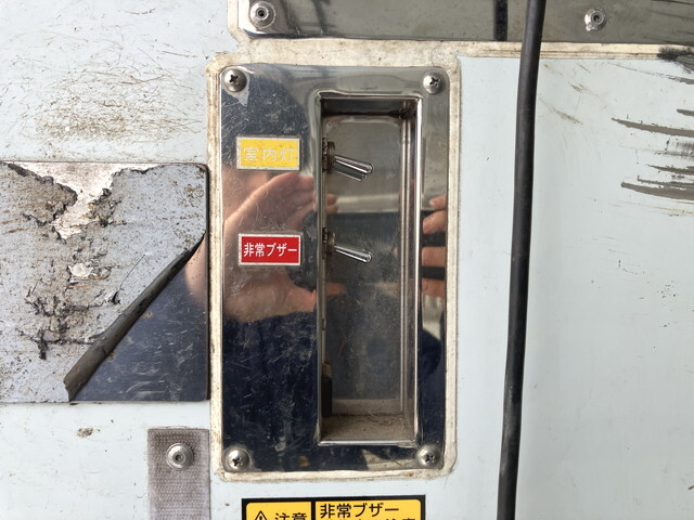 日野レンジャー冷凍車（冷蔵車）中型（4t）[写真12]