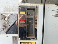 日野レンジャー冷凍車（冷蔵車）中型（4t）[写真13]