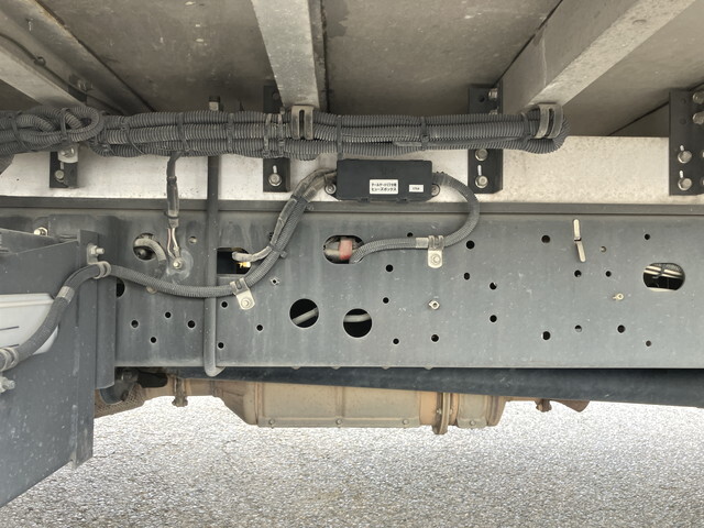 日野レンジャー冷凍車（冷蔵車）中型（4t）[写真22]