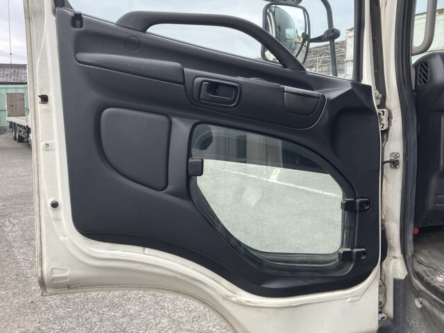 日野レンジャー冷凍車（冷蔵車）中型（4t）[写真28]